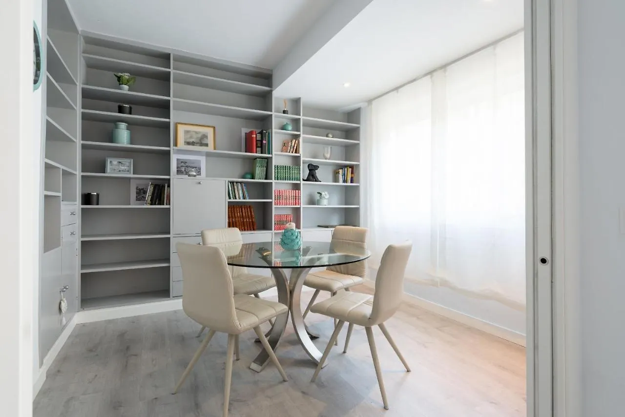 Soho Premium 3 bedrooms apartment Málaga 0*,  Spanje